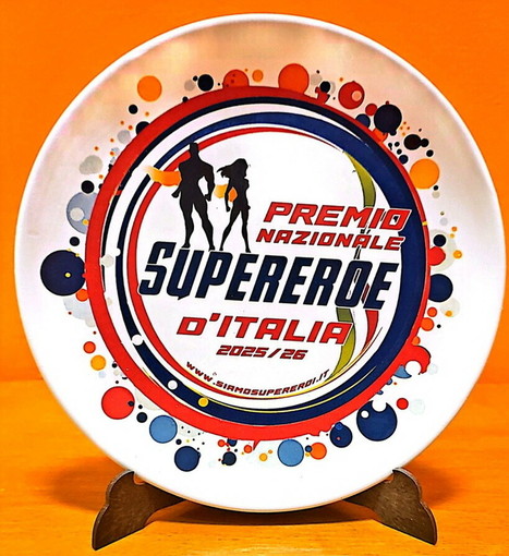 Piccoli supereroi crescono a Ventimiglia: premio nazionale per un fumetto contro il bullismo (Video) Piccoli supereroi crescono a Ventimiglia: premio nazionale per un fumetto contro il bullismo (Video)