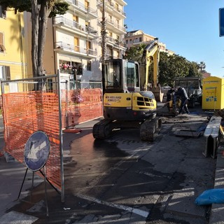 Imperia: entro l'estate i lavori del primo lotto del Roja bis sul vecchio sedime ferroviario, approvato il progetto Imperia: entro l'estate i lavori del primo lotto del Roja bis sul vecchio sedime ferroviario, approvato il progetto