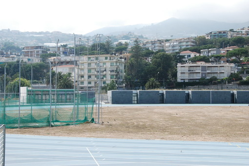 Sanremo: rinuncia della 'Foce' alla gestione del campo di atletica, il pensiero di un nostro lettore Sanremo: rinuncia della 'Foce' alla gestione del campo di atletica, il pensiero di un nostro lettore