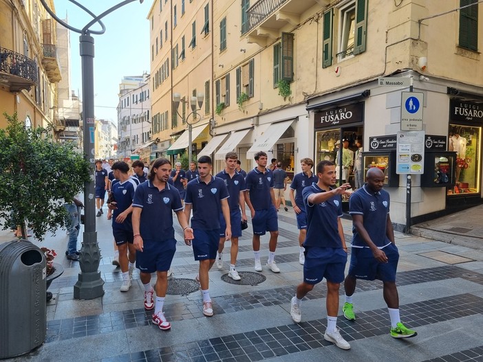 Calcio: dopo le prime settimane di lavoro per la Sanremese, l'analisi del direttore sportivo Panuccio e del tecnico Giannini Calcio: dopo le prime settimane di lavoro per la Sanremese, l'analisi del direttore sportivo Panuccio e del tecnico Giannini