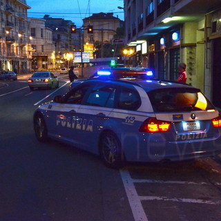 Sanremo: importante operazione antidroga della Polizia, arrestato noto spacciatore magrebino Sanremo: importante operazione antidroga della Polizia, arrestato noto spacciatore magrebino