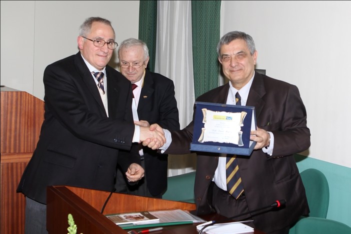 Al via la quarta edizione di 'PoetiINSanremo' quest'anno dedicata ad Angelo Barile