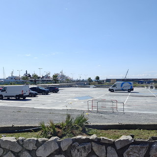 Portosole, che fine ha fatto il progetto dell’hotel 5 stelle? Dubbi, voci e scenari dopo la demolizione del vecchio ‘ecomostro’