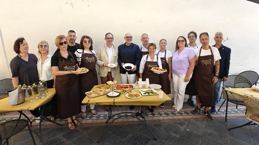 Bordighera: giovedì e venerdì prossimi buon cibo, tradizioni e tanto divertimento per la due giorni di 'Un paese di sapori' Bordighera: giovedì e venerdì prossimi buon cibo, tradizioni e tanto divertimento per la due giorni di 'Un paese di sapori'