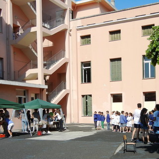 Ventimiglia: affidati i lavori di messa in sicurezza del balcone delle scuole di Via Veneto
