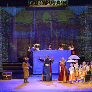 Le immagini dal Teatro del Casinò (foto Tonino Bonomo) Le immagini dal Teatro del Casinò (foto Tonino Bonomo)