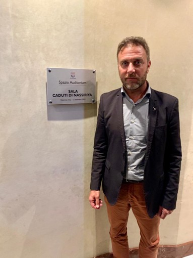Regione: intitolata alle vittime dell’attentato di Nassiriya la Sala Auditorium regionale, presente anche il Presidente Alessandro Piana Regione: intitolata alle vittime dell’attentato di Nassiriya la Sala Auditorium regionale, presente anche il Presidente Alessandro Piana
