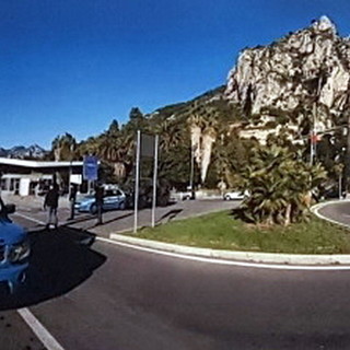 Frontiera franco-italiana : associazioni ed avvocati/e si mobilitano per il diritto d’asilo e la protezione dei minori stranieri Frontiera franco-italiana : associazioni ed avvocati/e si mobilitano per il diritto d’asilo e la protezione dei minori stranieri