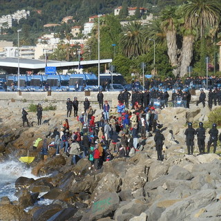 Vallecrosia: alla scuola media 'Andrea Doria' si parla di migranti, domani l'ultimo appuntamento del laboratori dedicato alle migrazioni
