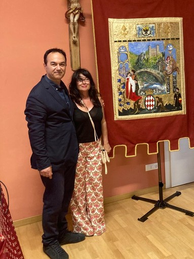 Ventimiglia, cinquantesimo anniversario: l’Ente Agosto Medievale svela il Drappo d'onore e il Palio Marinaro Ventimiglia, cinquantesimo anniversario: l’Ente Agosto Medievale svela il Drappo d'onore e il Palio Marinaro