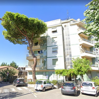 Vallecrosia: abbattimento di un pioppo, il Comitato PAT si appella al sindaco "Ci ripensi" Vallecrosia: abbattimento di un pioppo, il Comitato PAT si appella al sindaco "Ci ripensi"