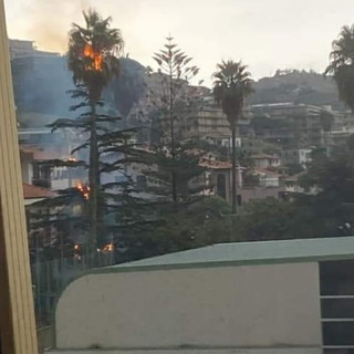 Maltempo: forti temporali su tutta la provincia, 40 mm di pioggia a Sanremo e palma incendiata a Santo Stefano
