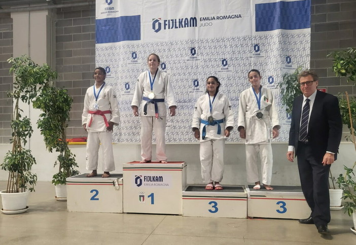 Grande prova al Trofeo Italia U15: Emily Di Michele del Budo Sanremo conquista il Podio al Trofeo Italia Grande prova al Trofeo Italia U15: Emily Di Michele del Budo Sanremo conquista il Podio al Trofeo Italia