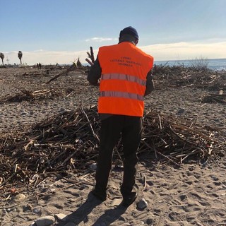 Ventimiglia: contributo regionale per la pulizia delle spiagge dopo l'alluvione di dicembre