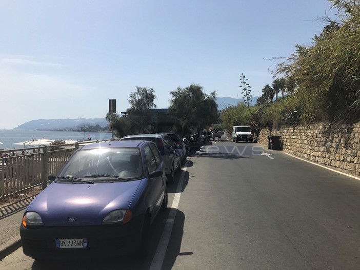 Sanremo: ticket per il parcheggio ai Tre Ponti, una residente "Finalmente si è vissuto un mese d'agosto sereno" Sanremo: ticket per il parcheggio ai Tre Ponti, una residente "Finalmente si è vissuto un mese d'agosto sereno"