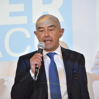 Verso le elezioni: intervista ad Alessandro Mager "Il porto e il lungomare Calvino per una Sanremo bellissima" (Video)