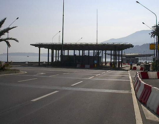 Ventimiglia: non ci sono minacce nelle Alpi Marittime ma chi passa a Ponte San Ludovico viene controllato Ventimiglia: non ci sono minacce nelle Alpi Marittime ma chi passa a Ponte San Ludovico viene controllato