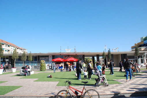 Sanremo: restyling di piazza Colombo, nuova mail di una nostra lettrice