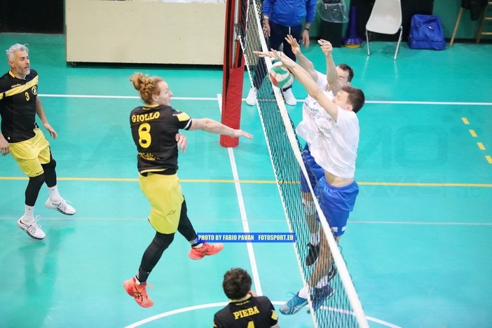 Pallavolo: vittoria nel derby contro il Primavera Imperia e secondo posto per l'Ast Italia Rv Sanremo Pallavolo: vittoria nel derby contro il Primavera Imperia e secondo posto per l'Ast Italia Rv Sanremo