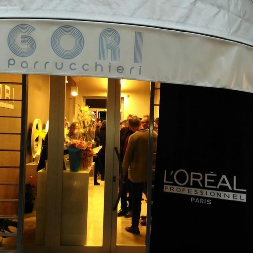 Grande successo per il nuovo salone dei Parrucchieri Gori a solo 2 mesi dall'apertura Grande successo per il nuovo salone dei Parrucchieri Gori a solo 2 mesi dall'apertura