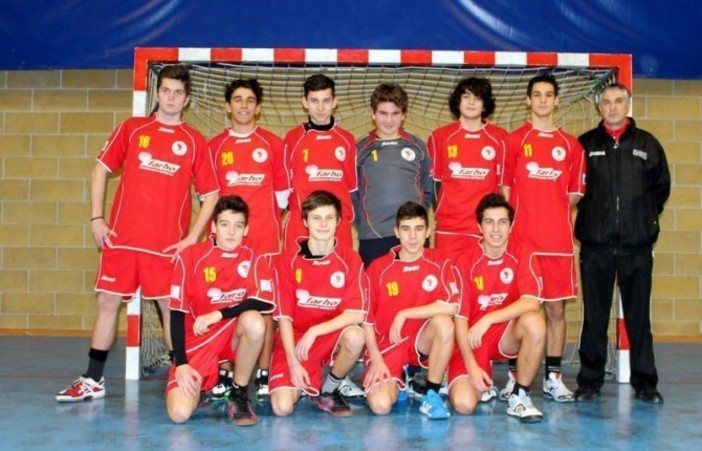 Pallamano Ventimiglia: gli Under 16 battono l'OGC Nizza in trasferta ed agganciano un prestigioso secondo posto