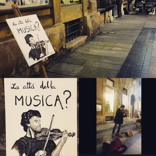 Sanremo: un quadro al posto del violino in via Matteotti... 'Città della musica?', speriamo non dia 'fastidio'