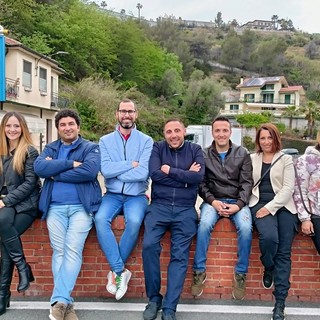 La lista 'X Vallecrosia' incontra gli abitanti del centro storico, Quesada: "Momento di confronto" (Foto e video) La lista 'X Vallecrosia' incontra gli abitanti del centro storico, Quesada: "Momento di confronto" (Foto e video)