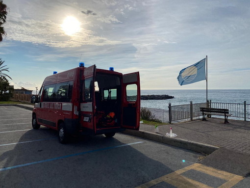 Un altro cadavere sulla spiaggia a Sanremo: è il sesto per la Città dei Fiori, il nono in provincia Un altro cadavere sulla spiaggia a Sanremo: è il sesto per la Città dei Fiori, il nono in provincia