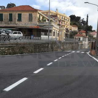 Sanremo: la prossima settimana rifacimento della segnaletica orizzontale in via San Francesco Sanremo: la prossima settimana rifacimento della segnaletica orizzontale in via San Francesco