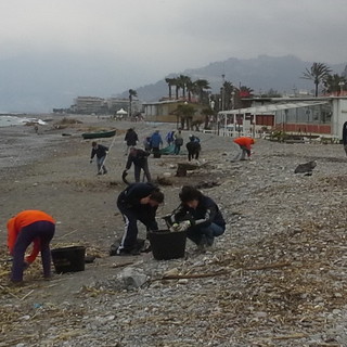 Vallecrosia: moltissime le adesioni arrivate per la 'Rumentata di Primavera: puliamo le nostre spiagge'
