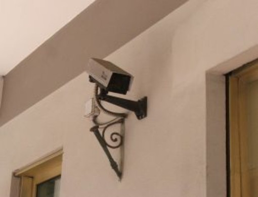 Dopo gli atti vandalici di questa notte 'Progetto Ventimiglia' chiede telecamere private per la sicurezza pubblica
