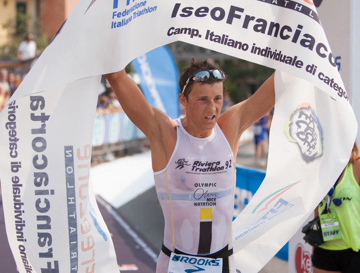 Rodolphe von Berg della Riviera Triathlon Sanremo vince la classifica generale ad Iseo Rodolphe von Berg della Riviera Triathlon Sanremo vince la classifica generale ad Iseo