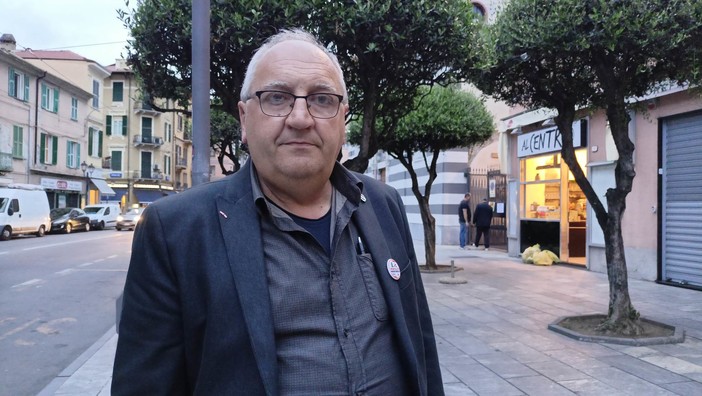 Code a Ventimiglia, "anticipare di un'ora la chiusura del mercato del venerdì": Parodi presenta una mozione (Foto)