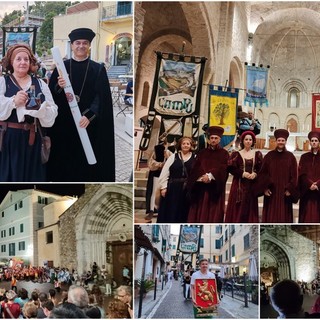 Ventimiglia, tuffo nel passato: il Raduno della Permissione dà il via all'Agosto Medievale (Foto e video) Ventimiglia, tuffo nel passato: il Raduno della Permissione dà il via all'Agosto Medievale (Foto e video)