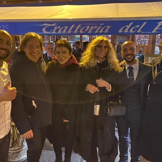 #Sanremo2020: dopo il grande successo all'Ariston pesce e carciofi da 'Nicò' anche per i Ricchi e Poveri (Foto) #Sanremo2020: dopo il grande successo all'Ariston pesce e carciofi da 'Nicò' anche per i Ricchi e Poveri (Foto)