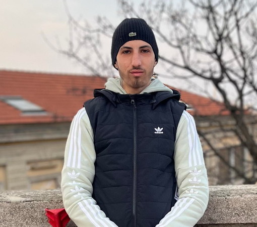 Sanremo: è morto dopo aver lottato per 5 anni contro l'osteosarcoma il 22enne Riccardo Battista Sanremo: è morto dopo aver lottato per 5 anni contro l'osteosarcoma il 22enne Riccardo Battista