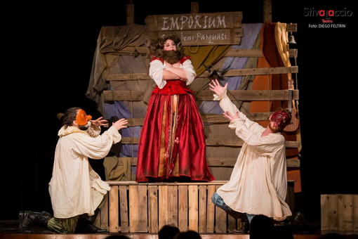 Giovedì prossimo ecco il 'Focus Shakespeare: doppio spettacolo e aperitivo nel giardino delle suore dell'Orto a Ventimiglia alta Giovedì prossimo ecco il 'Focus Shakespeare: doppio spettacolo e aperitivo nel giardino delle suore dell'Orto a Ventimiglia alta