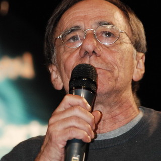 Cervo: per 'Blu d'Inchiostro' domenica all'Oratorio di Santa Caterina si racconta Roberto Vecchioni