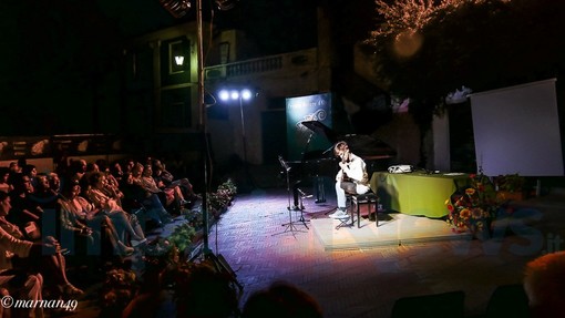 Rovere d'Oro: stasera il violino di Elisa Scudeller, domani il Duo Fons (viola) e Hikichi (pianoforte) Rovere d'Oro: stasera il violino di Elisa Scudeller, domani il Duo Fons (viola) e Hikichi (pianoforte)