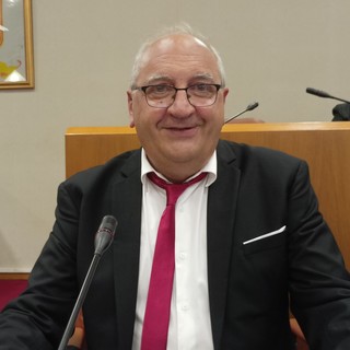 Ventimiglia: Roberto Parodi risponde a Forza Italia "La mozione rimane ma pronto a migliorarla" Ventimiglia: Roberto Parodi risponde a Forza Italia "La mozione rimane ma pronto a migliorarla"