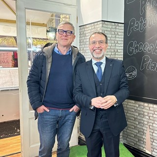 Sanremo, un centinaio di persone all'incontro con Roberto Verrando (Foto) Sanremo, un centinaio di persone all'incontro con Roberto Verrando (Foto)