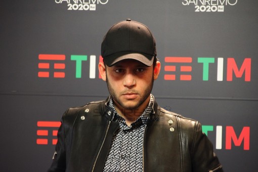 Il rap colto di Rancore a Sanremo: "La musica è dinamismo, un linguaggio di rottura che non arriva subito"