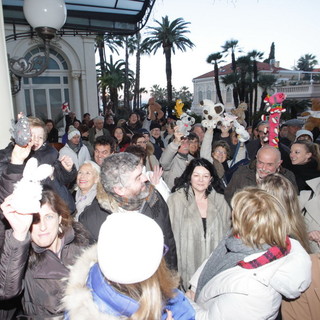 Festival di Sanremo: più di 250 fans del Ruggito del Coniglio stamattina al Casinò