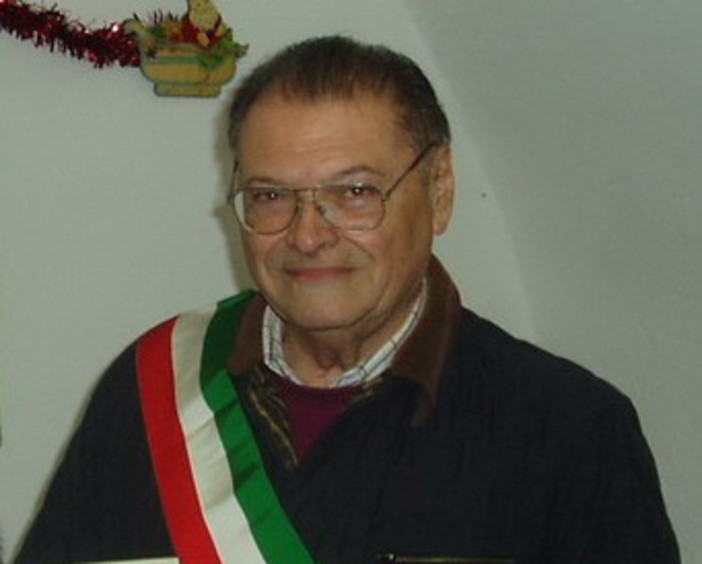 Apricale: il Sindaco Pizzio “Vogliono screditarmi, ognuno si prenda le proprie responsabilità” Apricale: il Sindaco Pizzio “Vogliono screditarmi, ognuno si prenda le proprie responsabilità”