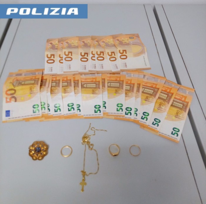 Santo Stefano al Mare: truffano un’anziana con la tecnica del ‘finto Maresciallo’, due arresti della Polizia Santo Stefano al Mare: truffano un’anziana con la tecnica del ‘finto Maresciallo’, due arresti della Polizia
