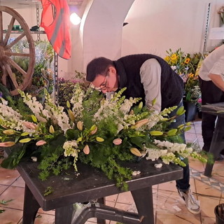 Allestimenti degli studenti del 'Ruffini-Aicardi' di Sanremo a 'Carugi in Fiore' di Dolceacqua