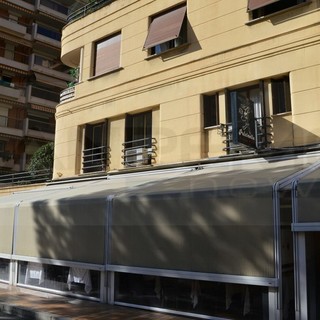 Omicidio nelle cucine di un ristorante a Montecarlo: ridotta la misura cautelare per il 34enne Ricard Nika