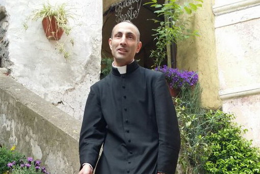Buco nei conti Caritas: arrivano le condanne per don Licciardello e don Rosso Buco nei conti Caritas: arrivano le condanne per don Licciardello e don Rosso