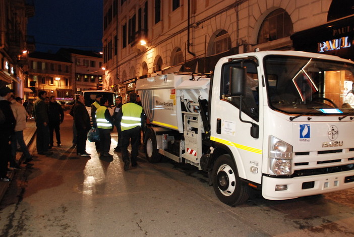 Sanremo: conferma del servizio ecologia, da lunedì le 'isole ecologiche' in via Matteotti