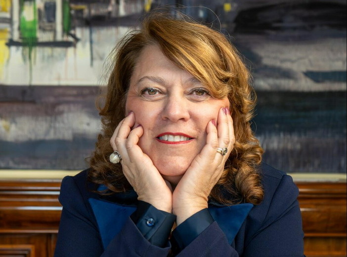 Sanremo: Martedì Letterari, rinviato l'appuntamento con Mario Giordano. Domani Raffaella Ranise racconta le ultime imperatrici Sanremo: Martedì Letterari, rinviato l'appuntamento con Mario Giordano. Domani Raffaella Ranise racconta le ultime imperatrici